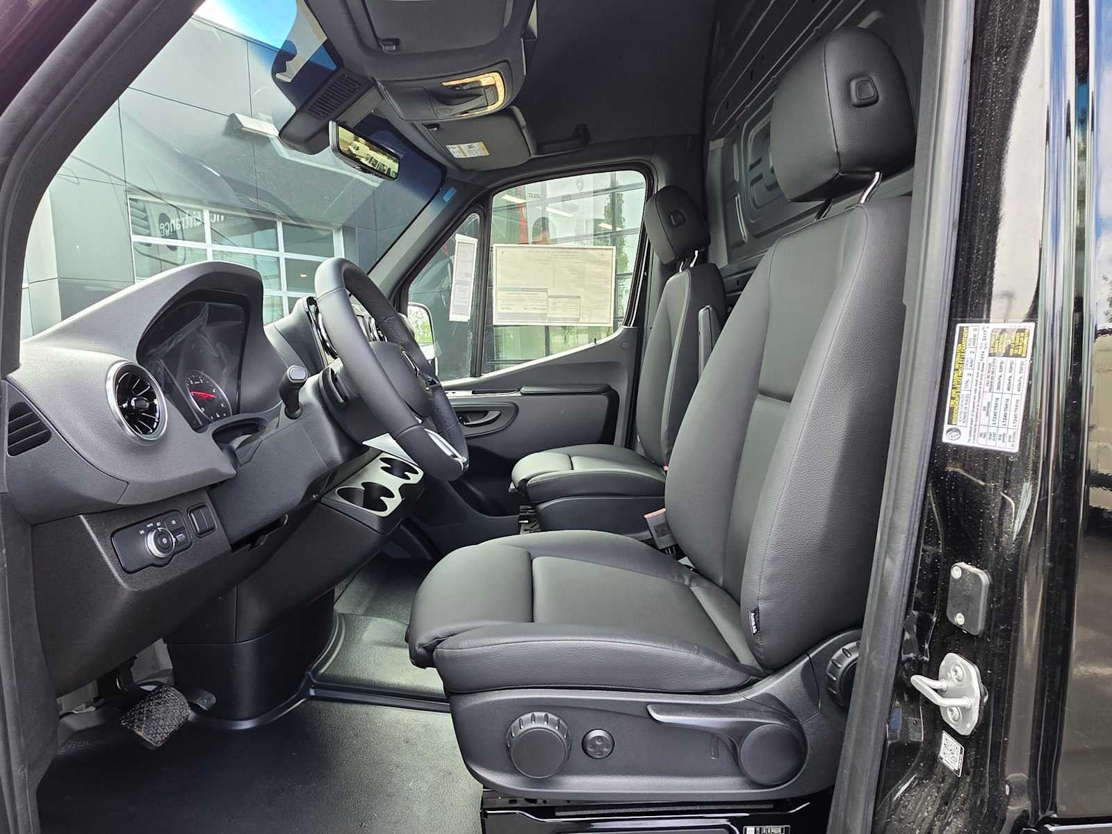 2026 Mercedes-Benz Sprinter 2500 High Roof I4 Diesel HO 170 AWD