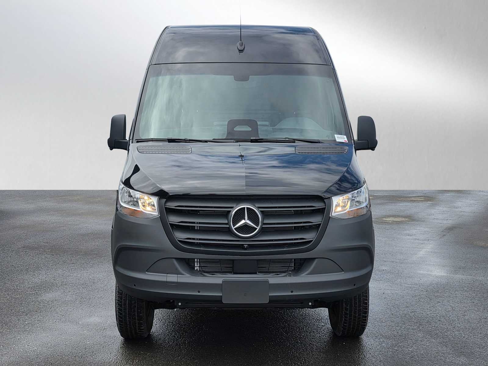 2026 Mercedes-Benz Sprinter 2500 High Roof I4 Diesel HO 170 AWD