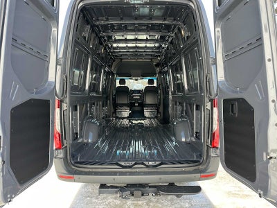 2026 Mercedes-Benz Sprinter 2500 High Roof I4 Diesel HO 170 AWD