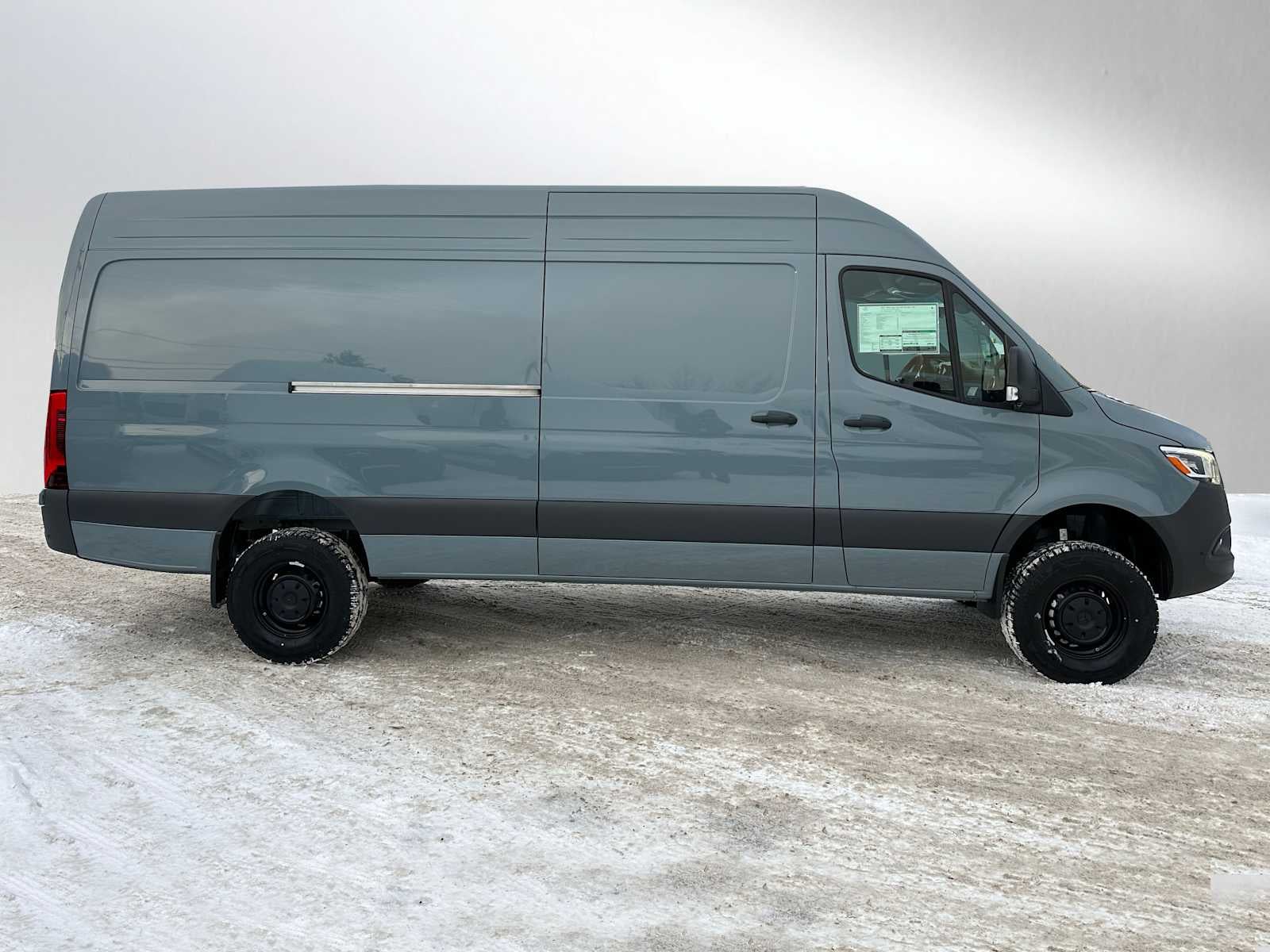 2026 Mercedes-Benz Sprinter 2500 High Roof I4 Diesel HO 170 AWD