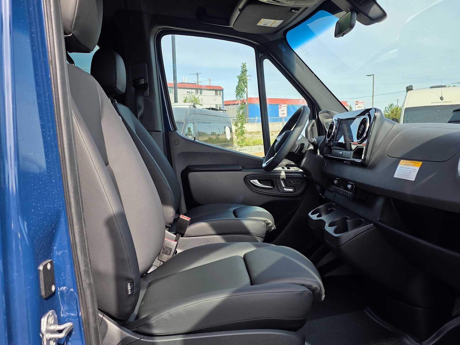 2026 Mercedes-Benz Sprinter Passenger Van 2500 Standard Roof I4 Diesel HO 144 AWD