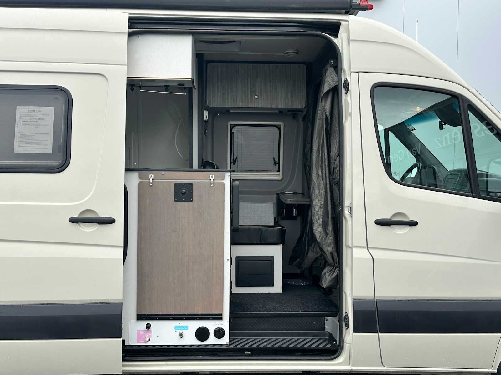 2018 Mercedes-Benz Sprinter Cargo Van 2500 Standard Roof V6 144 4WD