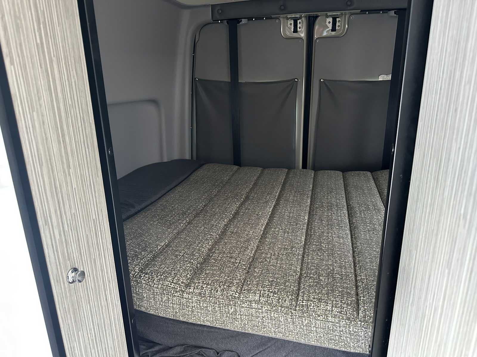 2018 Mercedes-Benz Sprinter Cargo Van 2500 Standard Roof V6 144 4WD