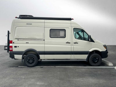 2018 Mercedes-Benz Sprinter Cargo Van 2500 Standard Roof V6 144 4WD