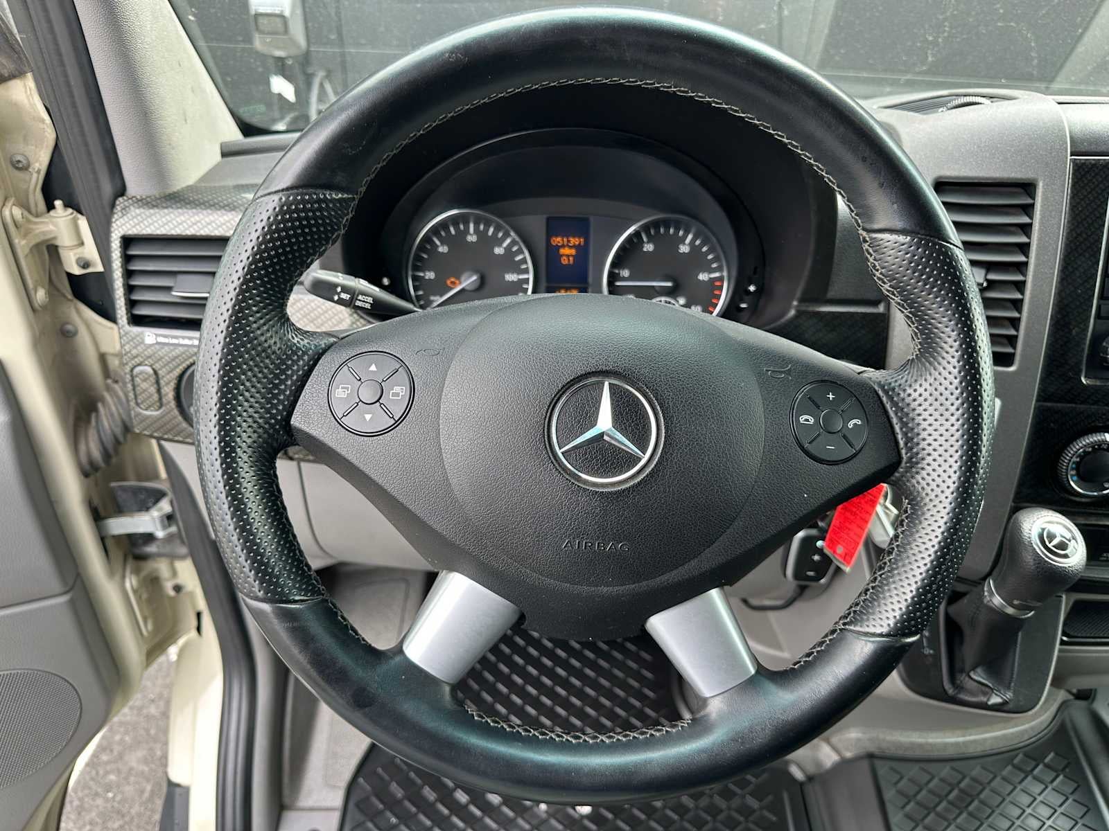 2018 Mercedes-Benz Sprinter Cargo Van 2500 Standard Roof V6 144 4WD