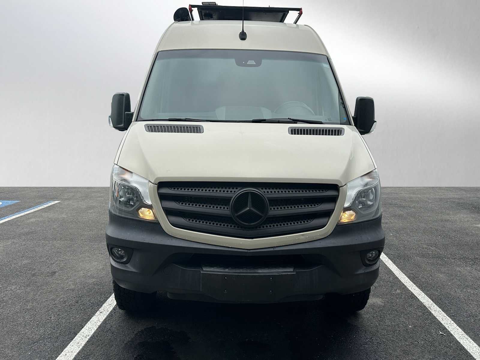 2018 Mercedes-Benz Sprinter Cargo Van 2500 Standard Roof V6 144 4WD