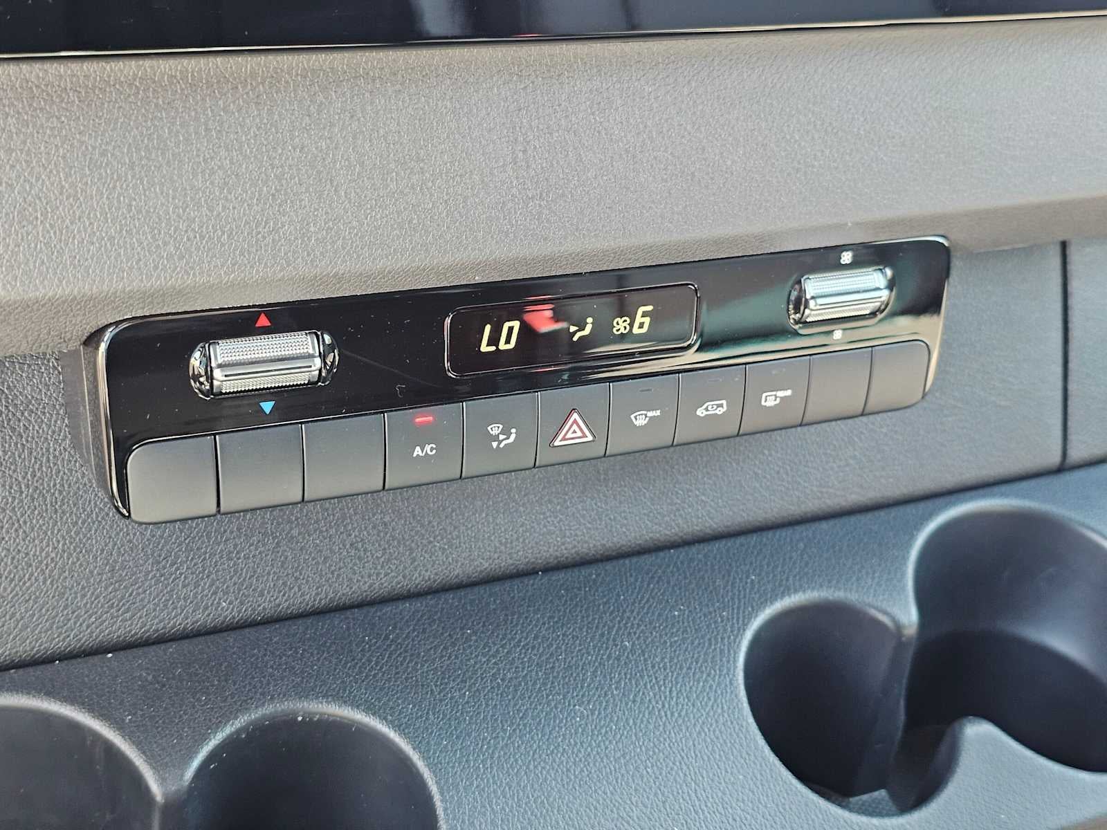 2026 Mercedes-Benz Sprinter 2500 Standard Roof I4 Diesel 144 RWD