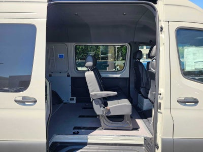 2026 Mercedes-Benz Sprinter 2500 Standard Roof I4 Diesel HO 144 RWD