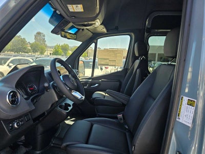 2026 Mercedes-Benz Sprinter 2500 Standard Roof I4 Diesel HO 144 RWD