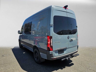 2026 Mercedes-Benz Sprinter 2500 Standard Roof I4 Diesel HO 144 RWD