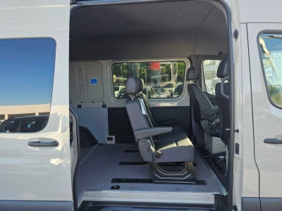 2026 Mercedes-Benz Sprinter 2500 Standard Roof I4 Diesel HO 144 RWD