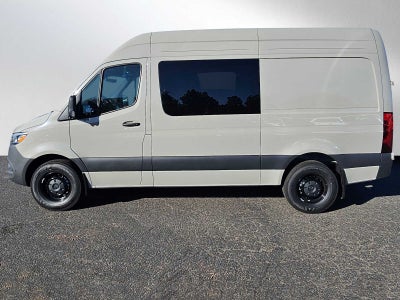 2026 Mercedes-Benz Sprinter 2500 Standard Roof I4 Diesel HO 144 RWD
