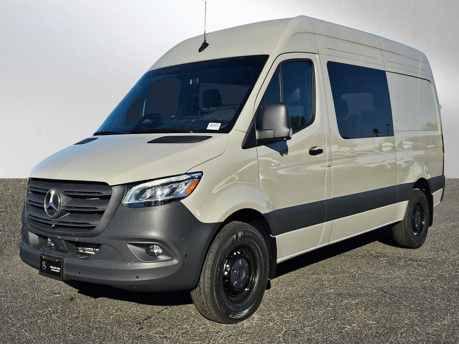 2026 Mercedes-Benz Sprinter 2500 Standard Roof I4 Diesel HO 144 RWD