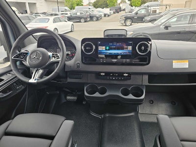 2026 Mercedes-Benz Sprinter 2500 Standard Roof I4 Diesel HO 144 RWD