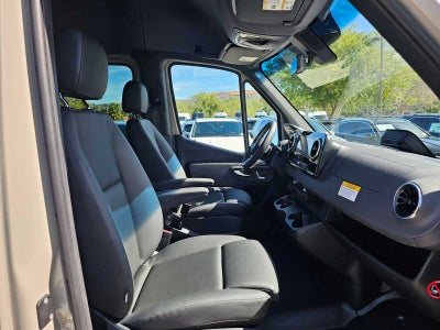 2025 Mercedes-Benz Sprinter 2500 Standard Roof I4 Diesel HO 144 RWD