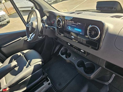 2026 Mercedes-Benz Sprinter 2500 Standard Roof I4 Diesel HO 144 AWD