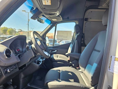 2026 Mercedes-Benz Sprinter 2500 Standard Roof I4 Diesel HO 144 AWD