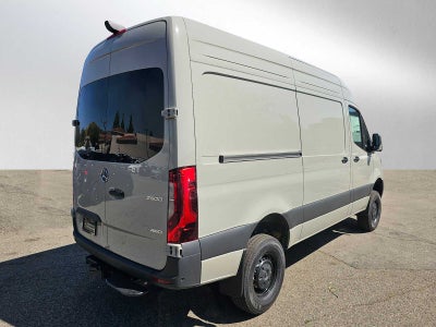 2026 Mercedes-Benz Sprinter 2500 Standard Roof I4 Diesel HO 144 AWD