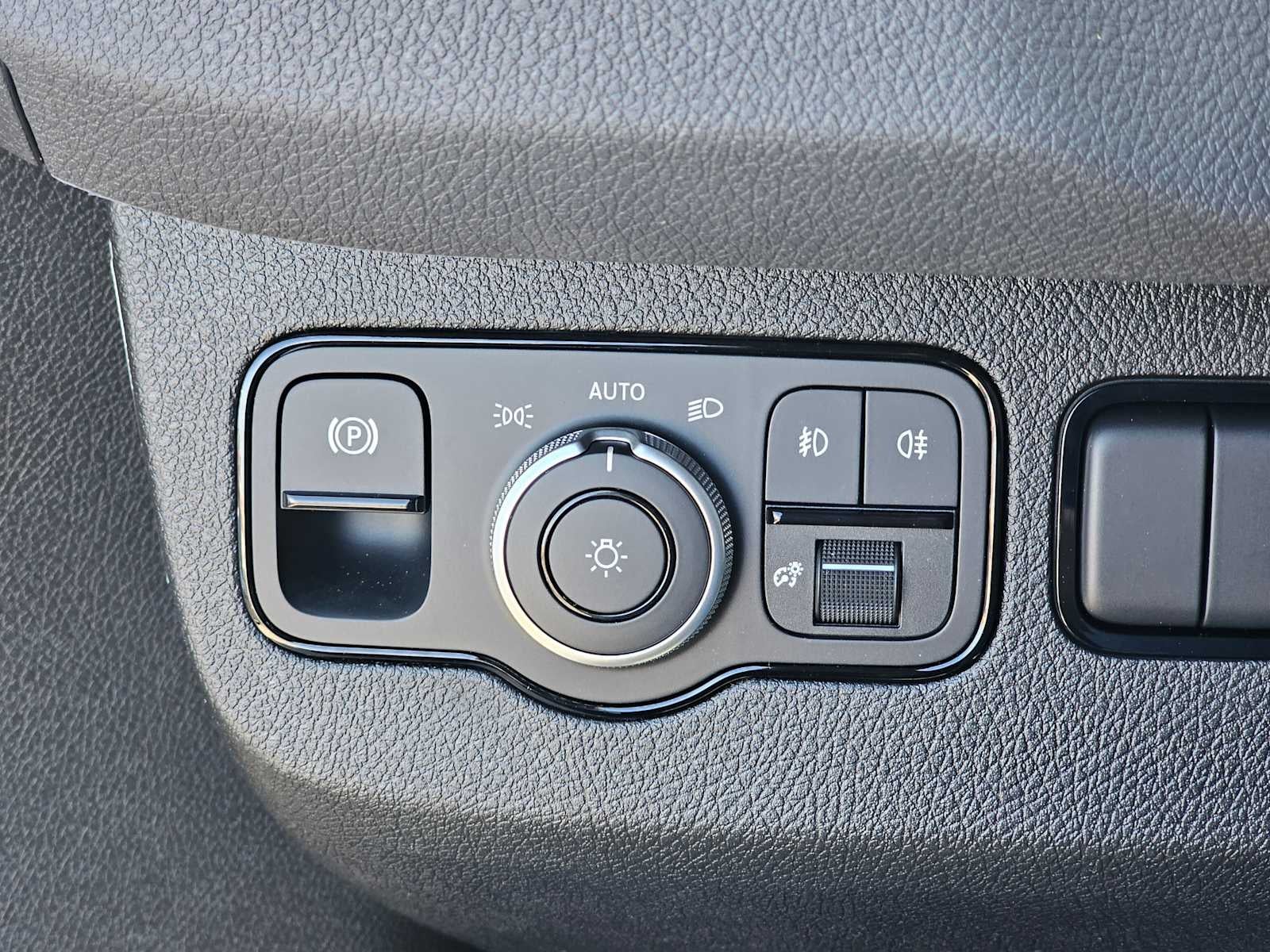 2026 Mercedes-Benz Sprinter 2500 Standard Roof I4 Diesel HO 144 AWD