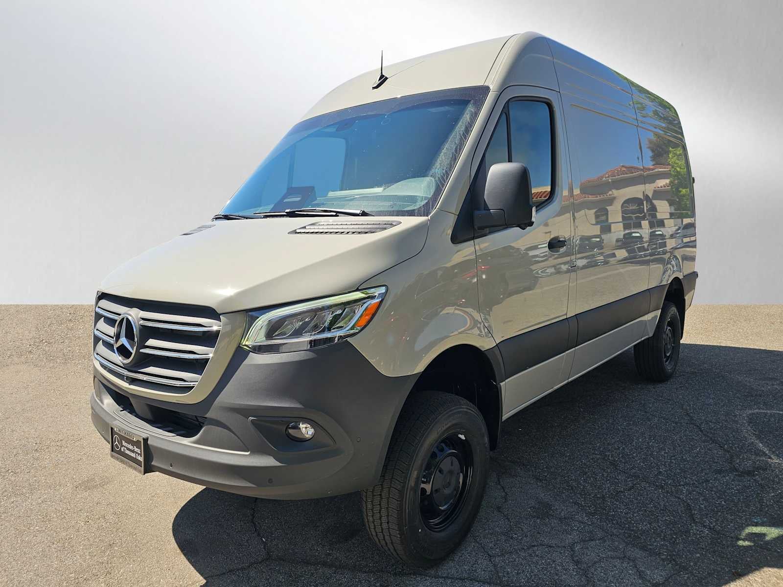 2026 Mercedes-Benz Sprinter 2500 Standard Roof I4 Diesel HO 144 AWD