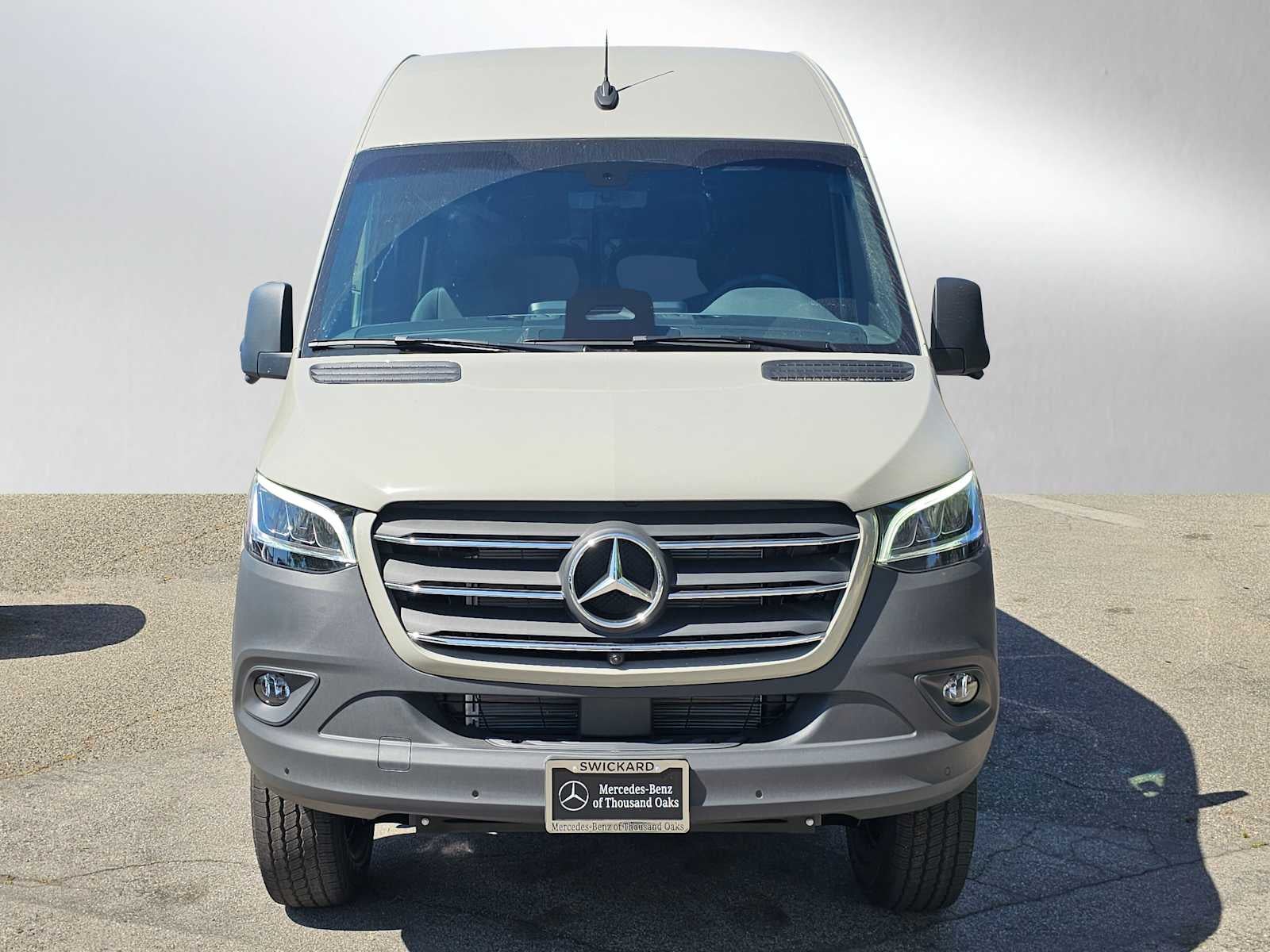 2026 Mercedes-Benz Sprinter 2500 Standard Roof I4 Diesel HO 144 AWD