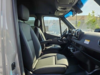 2026 Mercedes-Benz Sprinter 2500 Standard Roof I4 Diesel HO 144 AWD