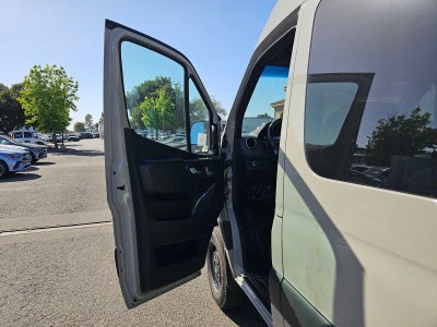 2026 Mercedes-Benz Sprinter 2500 Standard Roof I4 Diesel HO 144 AWD