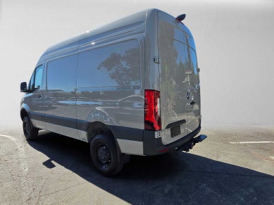 2026 Mercedes-Benz Sprinter 2500 Standard Roof I4 Diesel HO 144 AWD