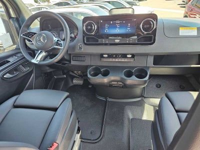 2026 Mercedes-Benz Sprinter 2500 Standard Roof I4 Diesel HO 144 AWD