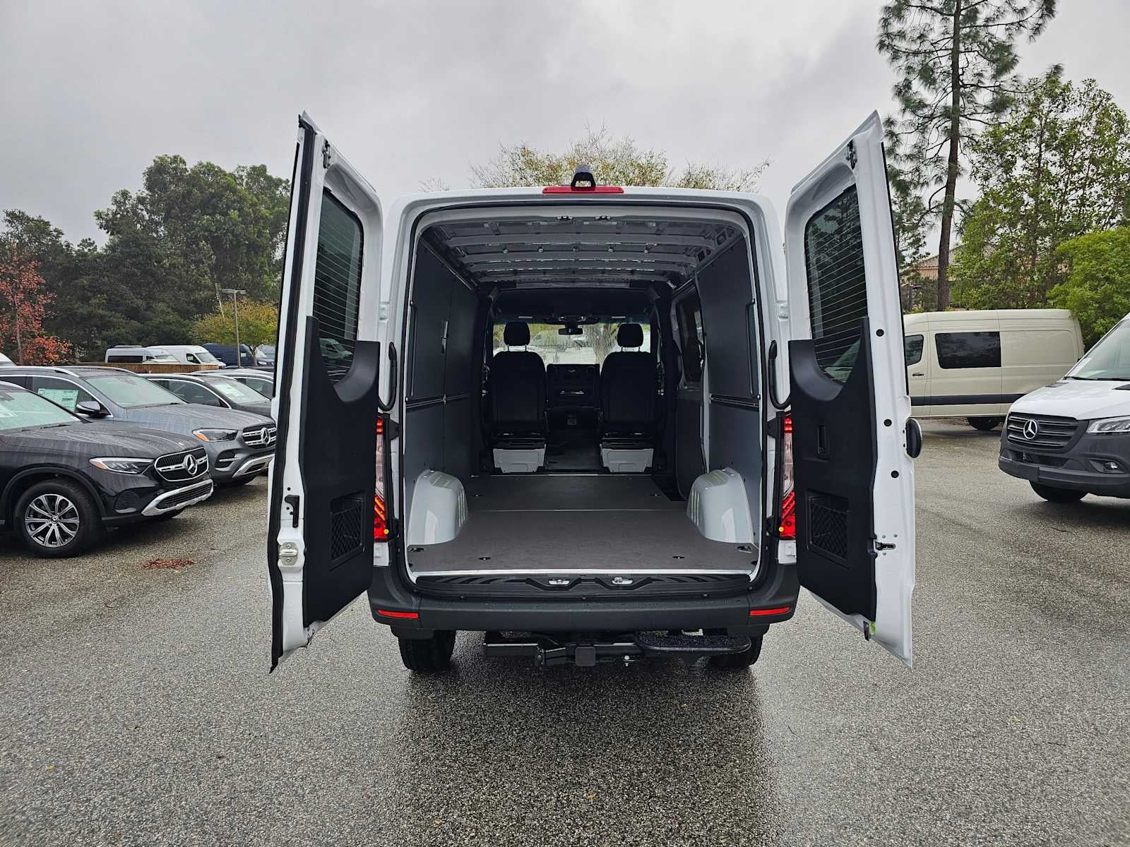 2026 Mercedes-Benz Sprinter 2500 Standard Roof I4 Diesel HO 144" AWD