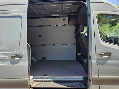 2026 Mercedes-Benz Sprinter 2500 Standard Roof I4 Diesel HO 144 AWD