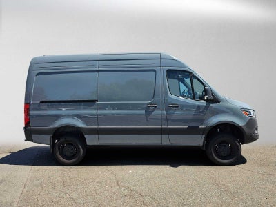 2026 Mercedes-Benz Sprinter 2500 Standard Roof I4 Diesel HO 144 AWD