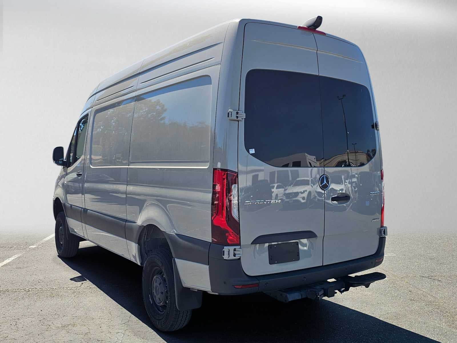 2026 Mercedes-Benz Sprinter 2500 Standard Roof I4 Diesel HO 144 AWD