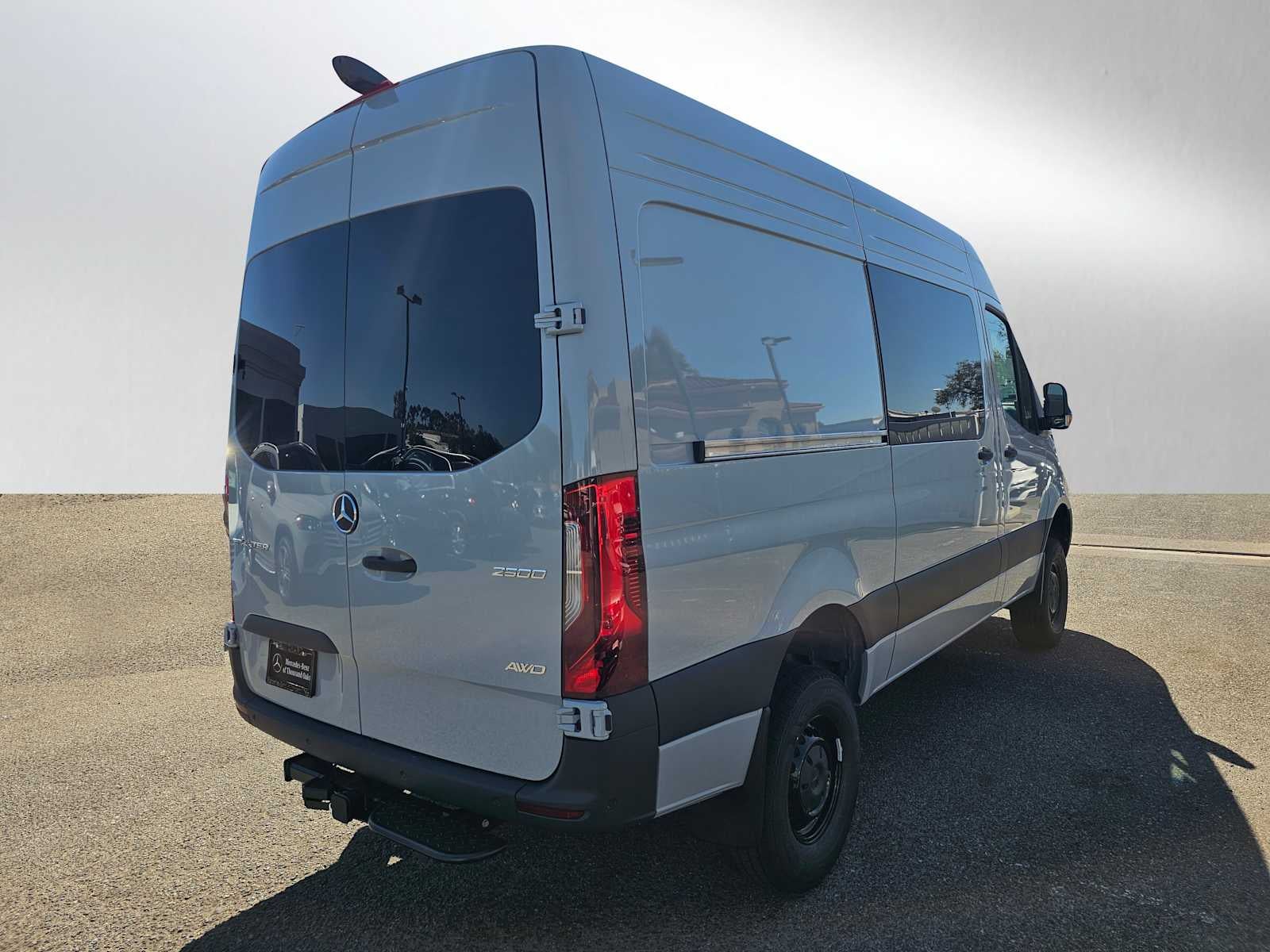 2026 Mercedes-Benz Sprinter 2500 Standard Roof I4 Diesel HO 144 AWD