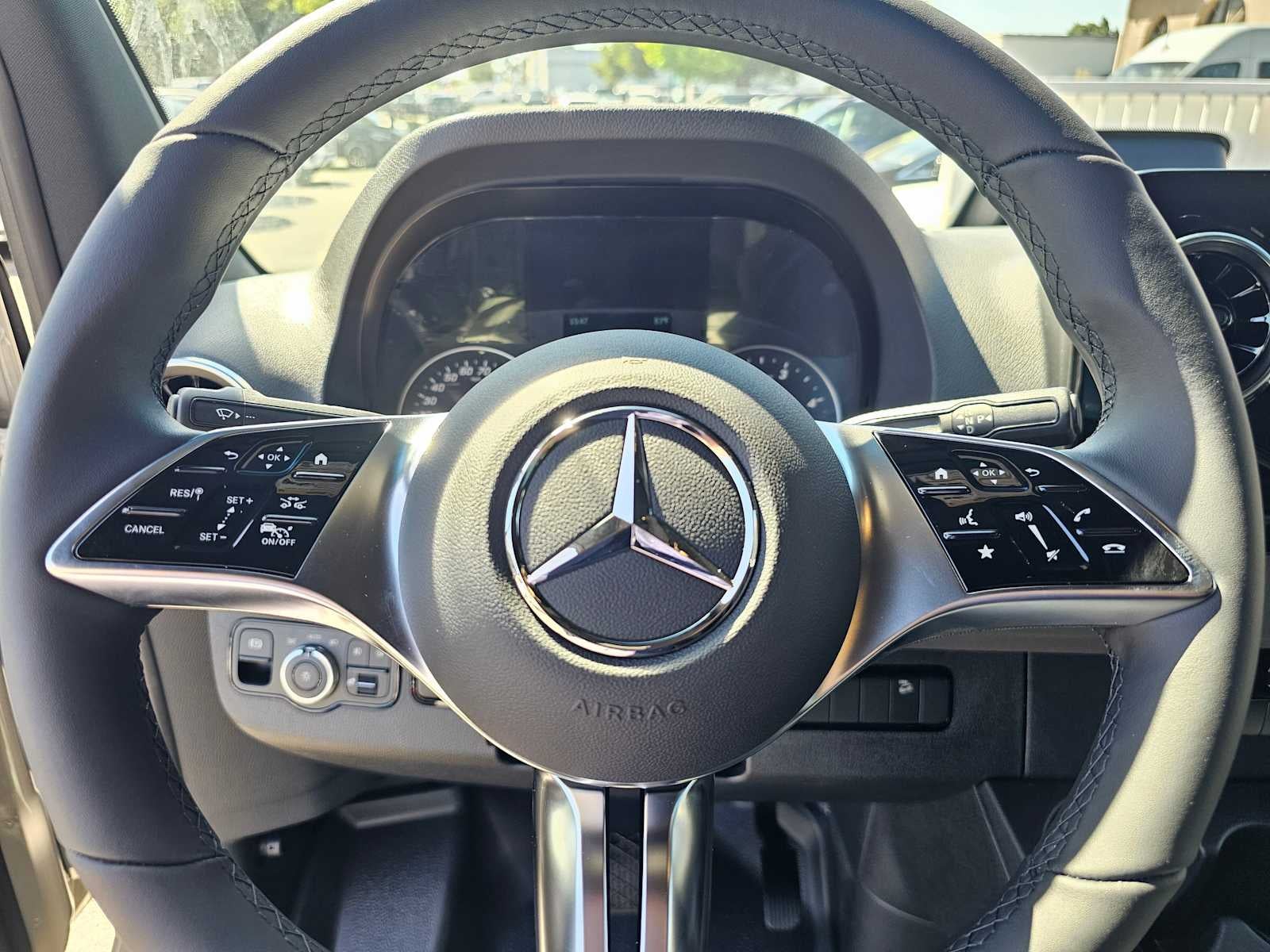 2026 Mercedes-Benz Sprinter 2500 Standard Roof I4 Diesel HO 144 AWD