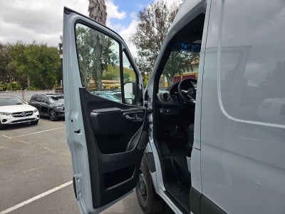 2026 Mercedes-Benz Sprinter 2500 Standard Roof I4 Diesel HO 144 AWD