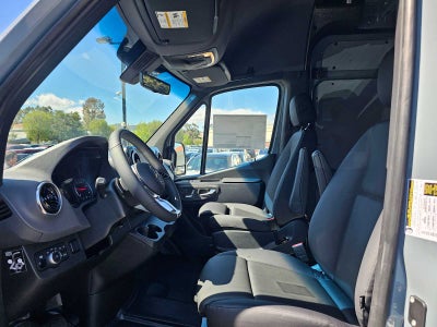 2026 Mercedes-Benz Sprinter 2500 Standard Roof I4 Diesel HO 144 AWD