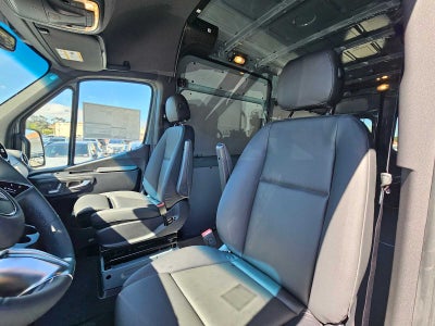 2026 Mercedes-Benz Sprinter 2500 Standard Roof I4 Diesel HO 144 AWD