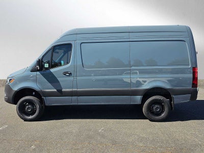 2026 Mercedes-Benz Sprinter 2500 Standard Roof I4 Diesel HO 144 AWD