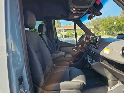 2026 Mercedes-Benz Sprinter 2500 Standard Roof I4 Diesel HO 144 AWD