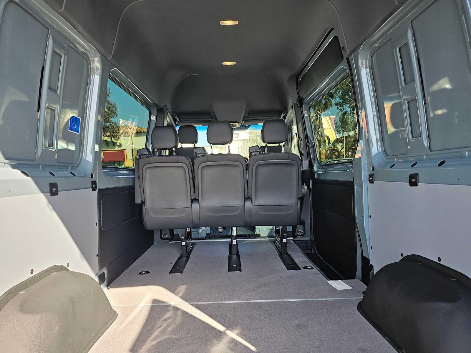 2026 Mercedes-Benz Sprinter 2500 Standard Roof I4 Diesel HO 144 AWD