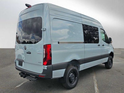 2026 Mercedes-Benz Sprinter 2500 Standard Roof I4 Diesel HO 144 AWD