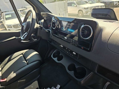 2026 Mercedes-Benz Sprinter 2500 Standard Roof I4 Diesel HO 144 AWD