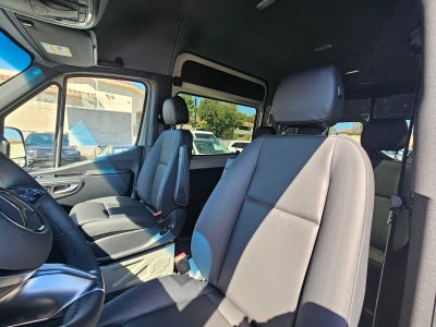 2026 Mercedes-Benz Sprinter 2500 Standard Roof I4 Diesel HO 144 AWD