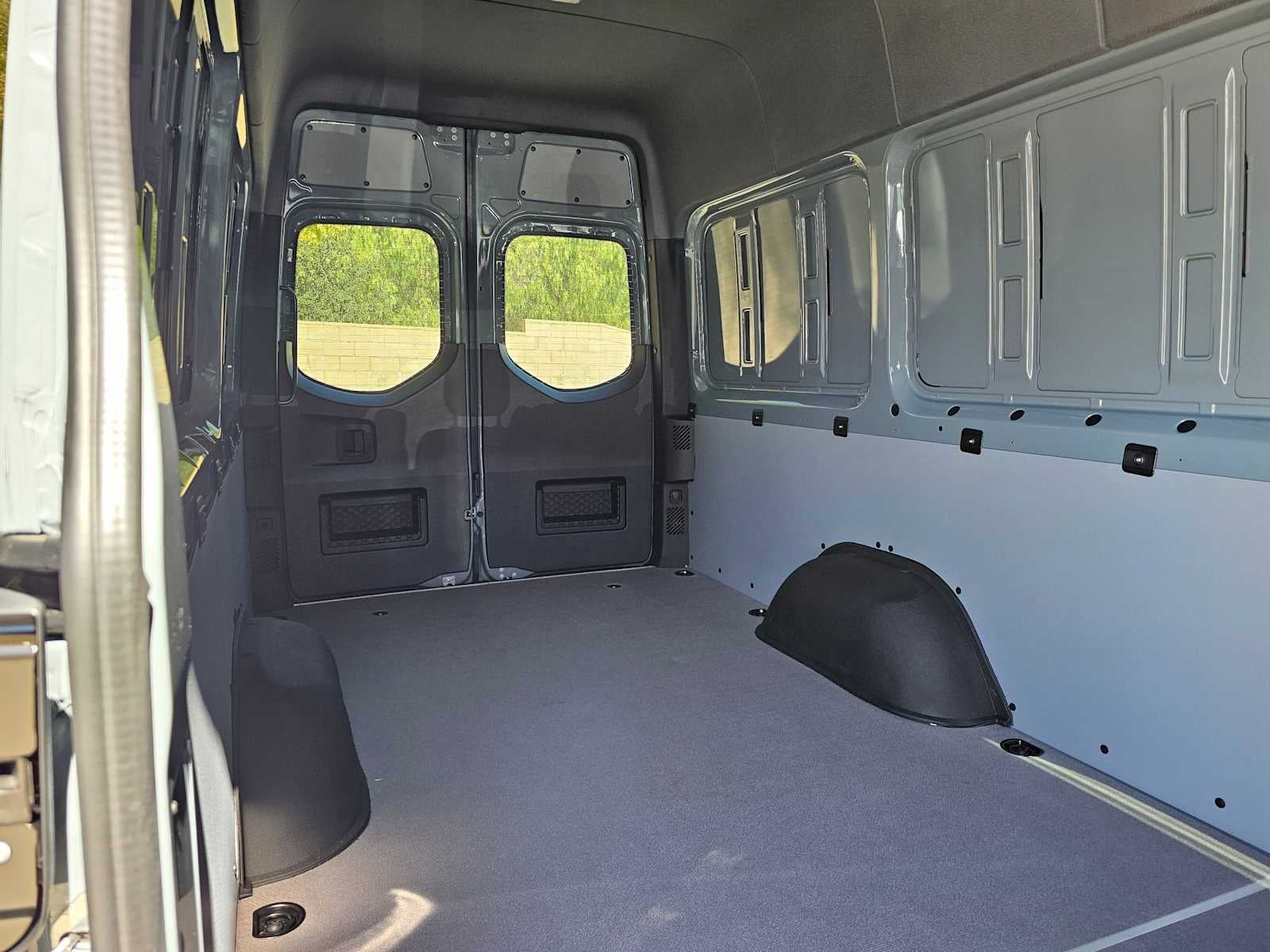 2026 Mercedes-Benz Sprinter 2500 High Roof I4 Diesel HO 170 AWD