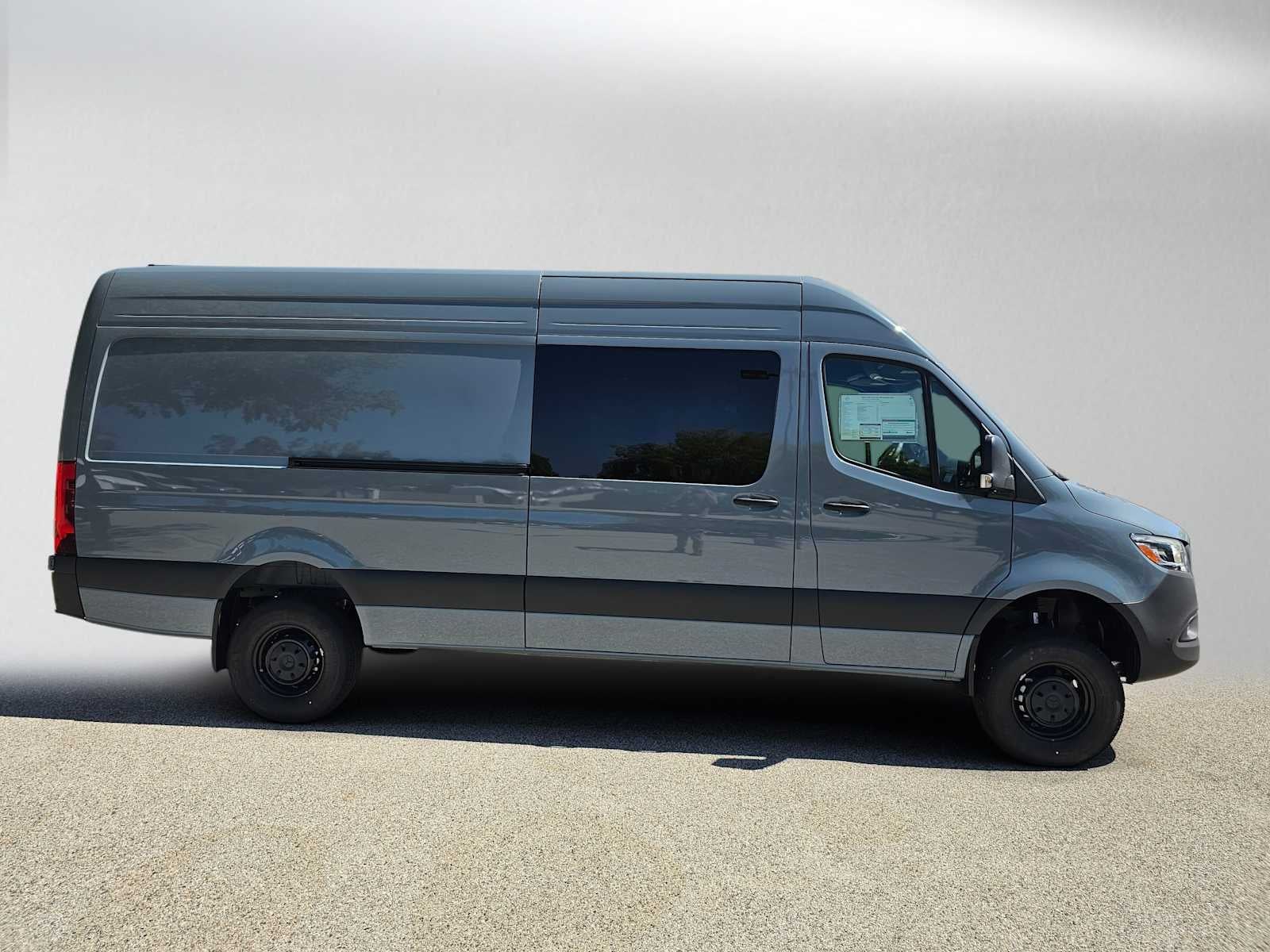 2026 Mercedes-Benz Sprinter 2500 High Roof I4 Diesel HO 170 AWD
