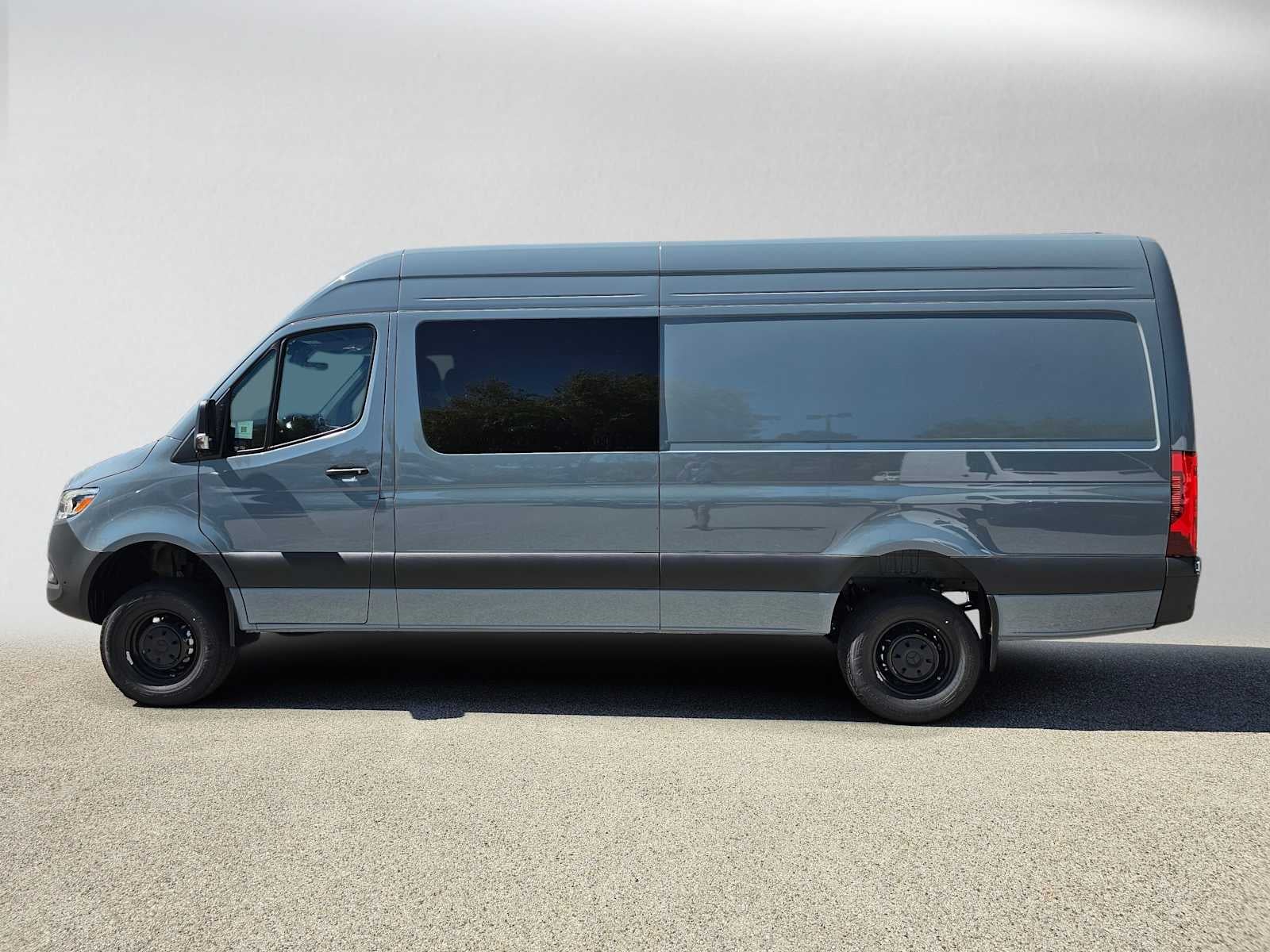 2026 Mercedes-Benz Sprinter 2500 High Roof I4 Diesel HO 170 AWD