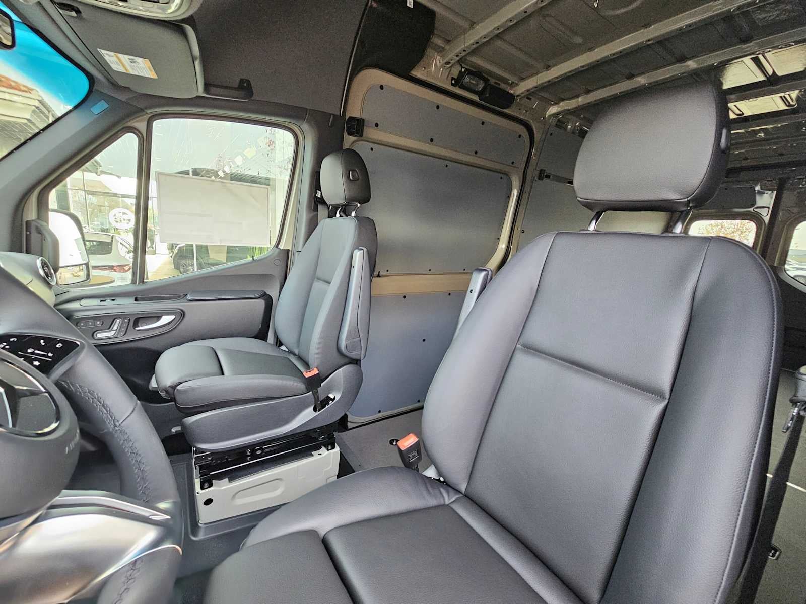 2026 Mercedes-Benz Sprinter 2500 High Roof I4 Diesel HO 170 AWD