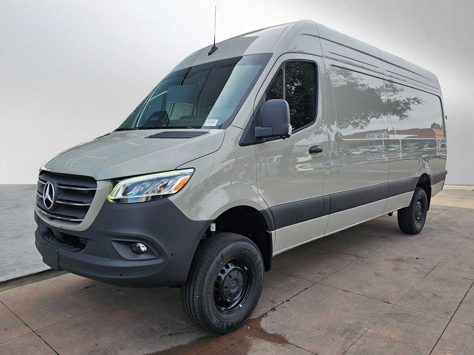 2026 Mercedes-Benz Sprinter 2500 High Roof I4 Diesel HO 170 AWD