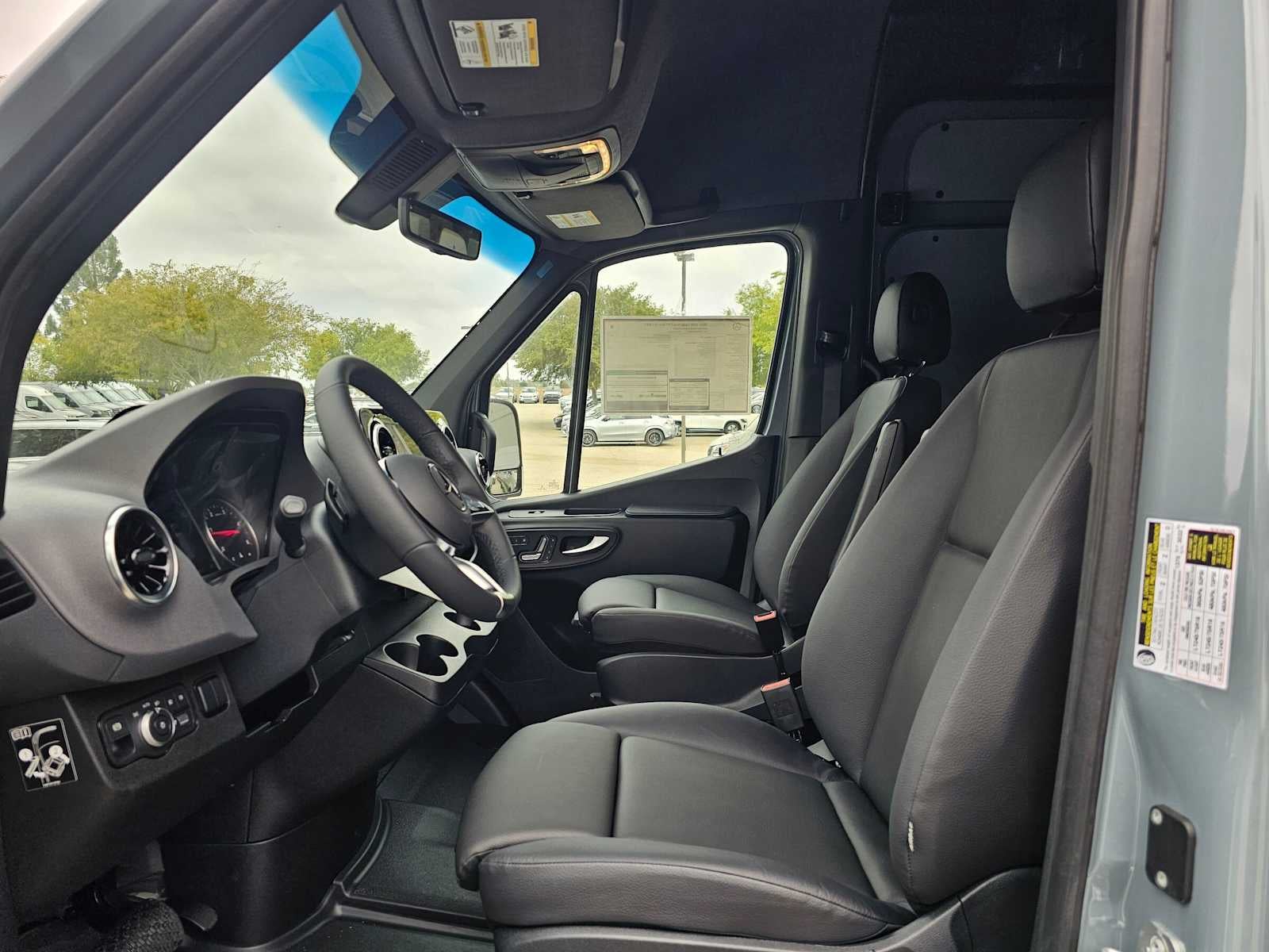 2026 Mercedes-Benz Sprinter 2500 High Roof I4 Diesel HO 170 AWD